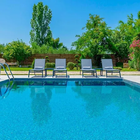 Agricola With Private Swimming Pool ヴィラ *