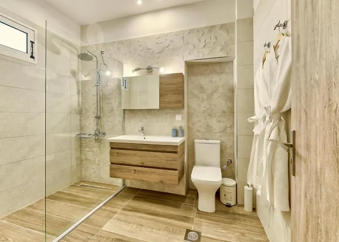 Agricola With Private Swimming Pool Villa *