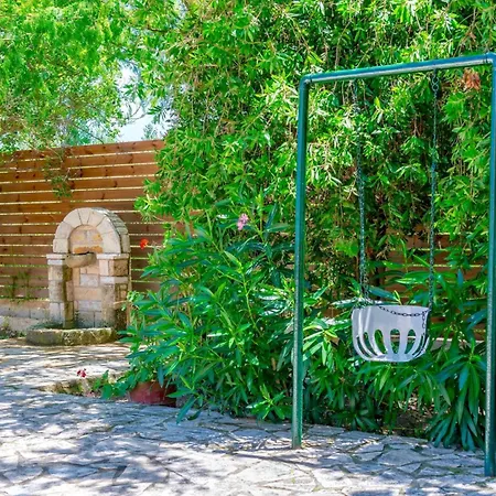 Vilă Agricola With Private Swimming Pool